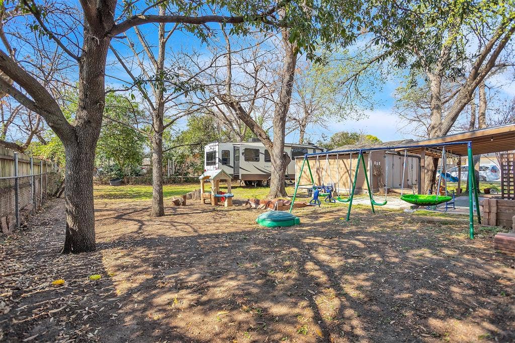 709 Hurstview Drive, Hurst, TX 76053 709 Hurstview Drive, Hurst, TX 76053