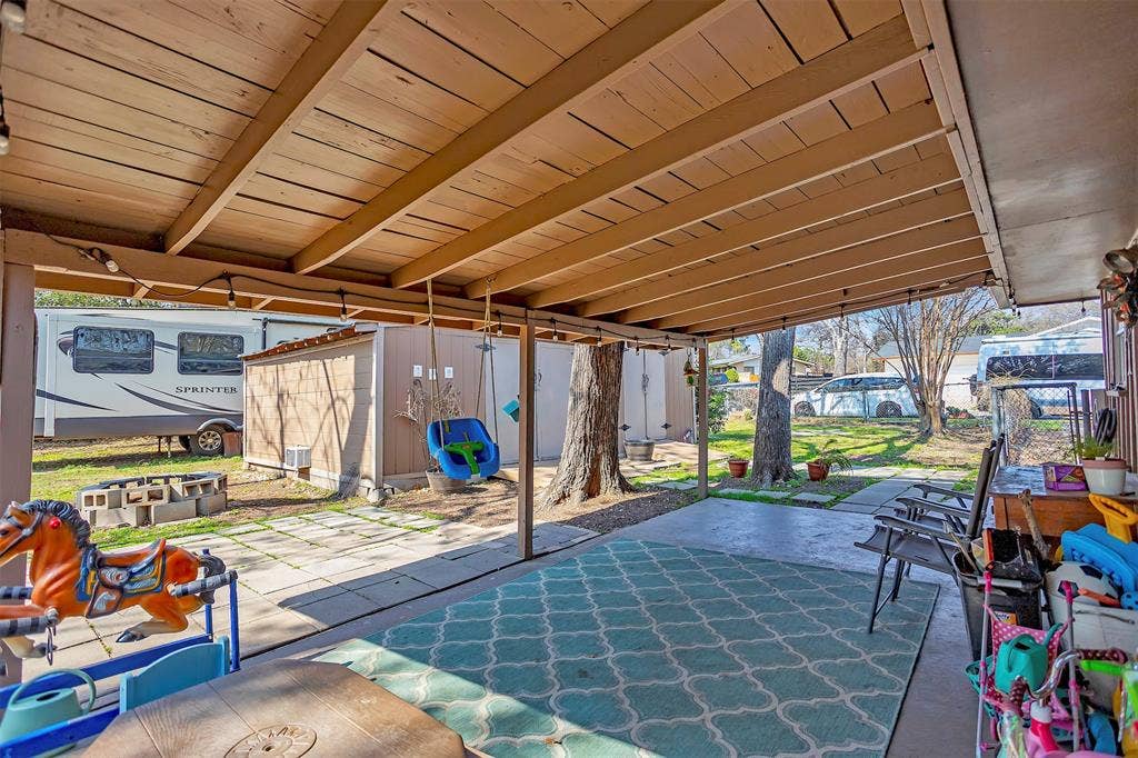 709 Hurstview Drive, Hurst, TX 76053 709 Hurstview Drive, Hurst, TX 76053