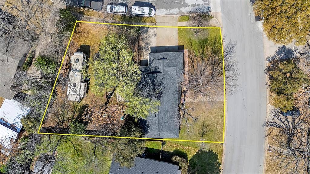 709 Hurstview Drive, Hurst, TX 76053 709 Hurstview Drive, Hurst, TX 76053