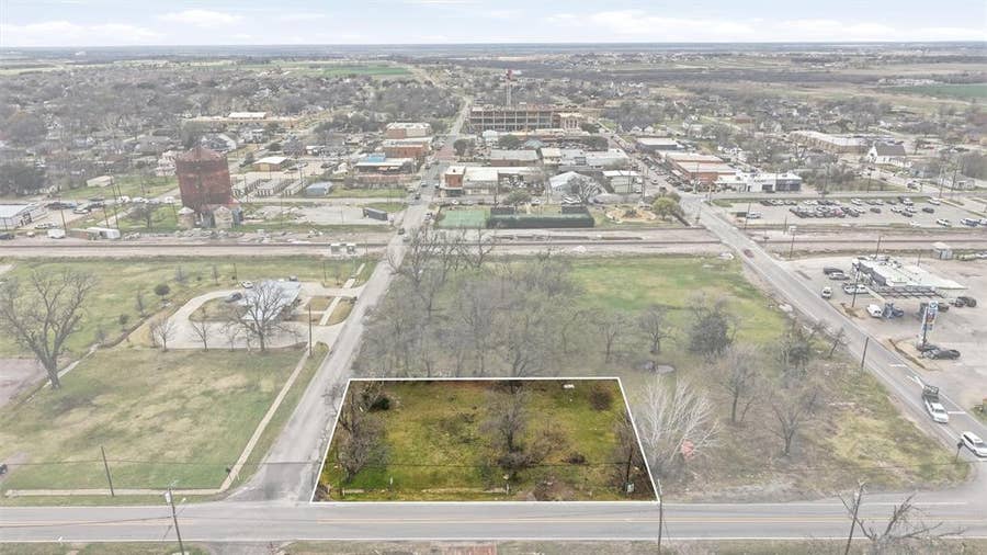 Property photo for 212 E Walnut Street, Celina, TX