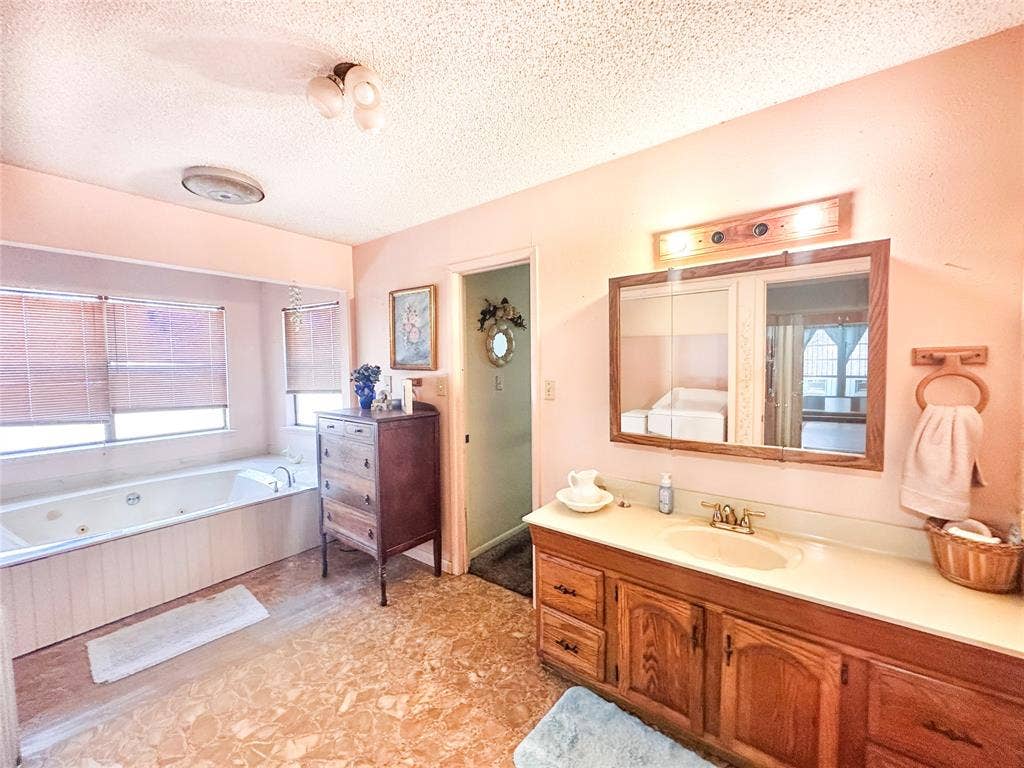 22847 FM 2215, Frankston, TX 75763 22847 FM 2215, Frankston, TX 75763