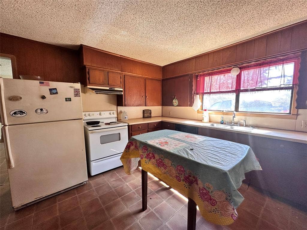 22847 FM 2215, Frankston, TX 75763 22847 FM 2215, Frankston, TX 75763