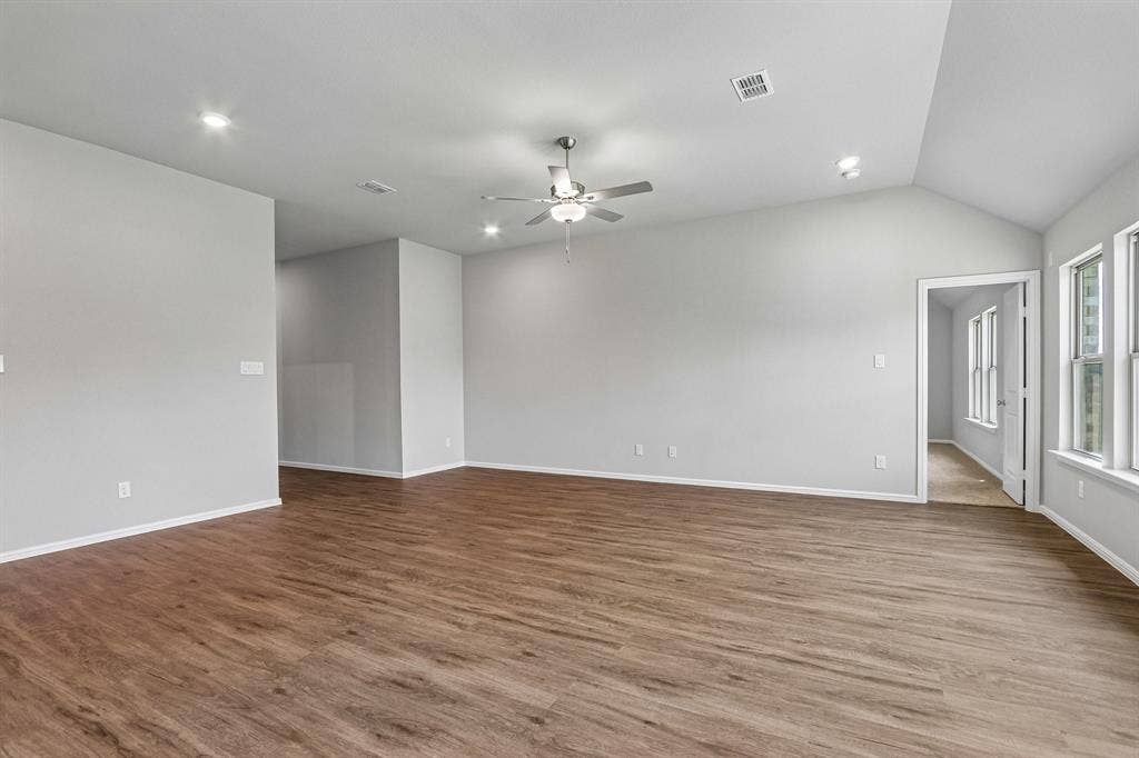 3300 Royal Forest Drive, Denton, TX 76208 3300 Royal Forest Drive, Denton, TX 76208