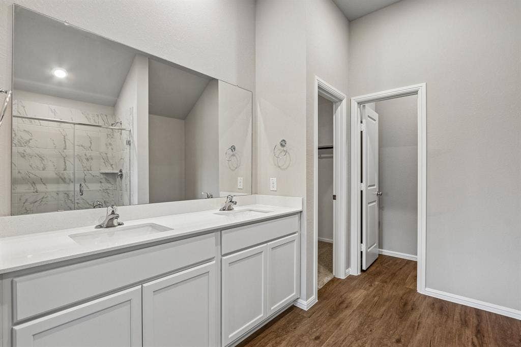 3300 Royal Forest Drive, Denton, TX 76208 3300 Royal Forest Drive, Denton, TX 76208