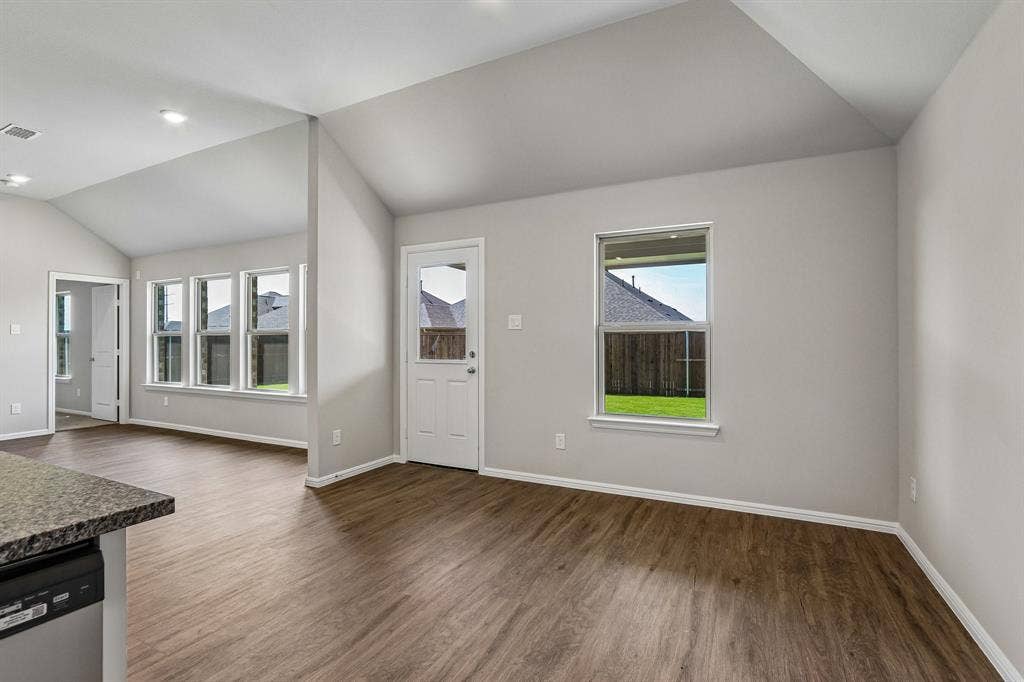 3300 Royal Forest Drive, Denton, TX 76208 3300 Royal Forest Drive, Denton, TX 76208