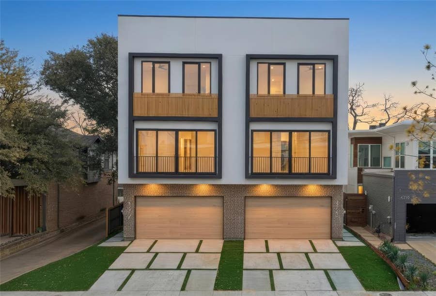 Property photo for 4220 MUNGER Avenue, Dallas, TX