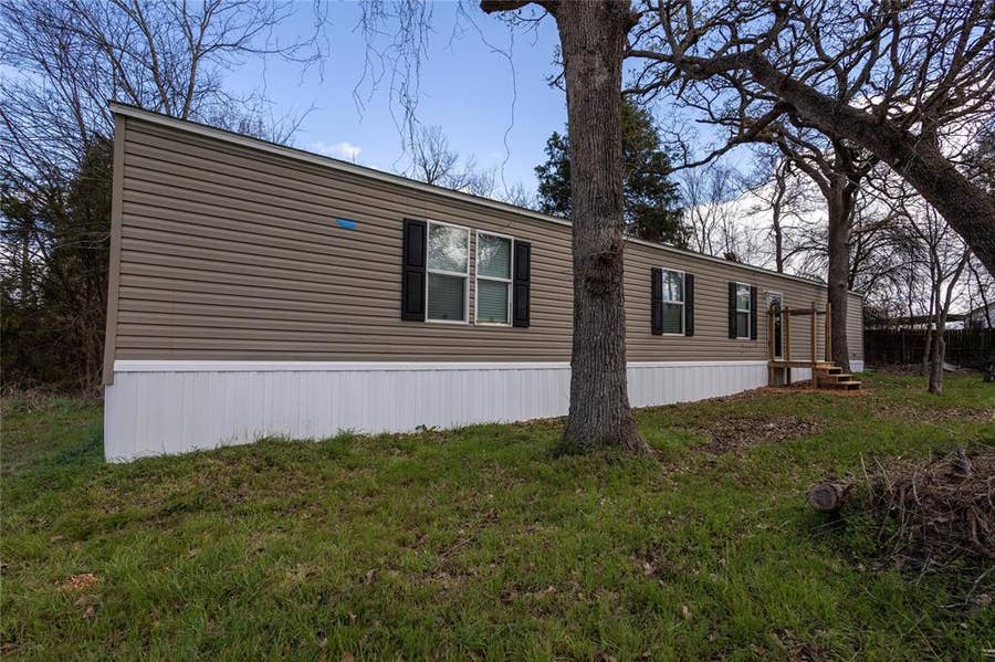 Property photo for 336 N Cherokee Shores Drive, Mabank, TX
