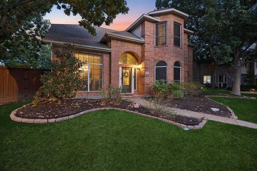 Property photo for 9612 Saint Annes Drive, Plano, TX