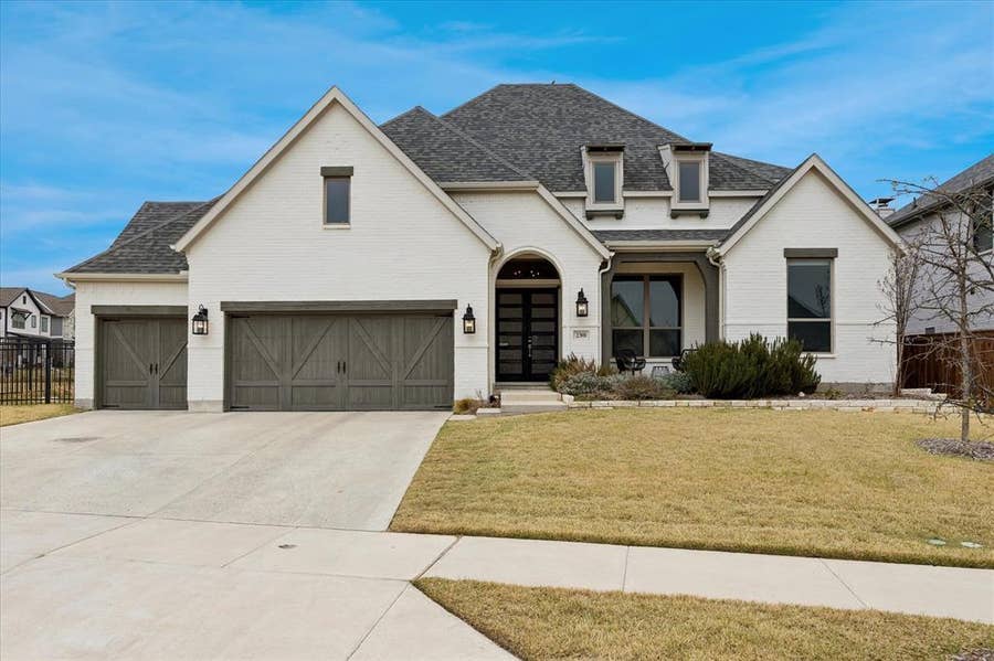 Property photo for 2301 Sandlin Drive, Fort Worth, TX