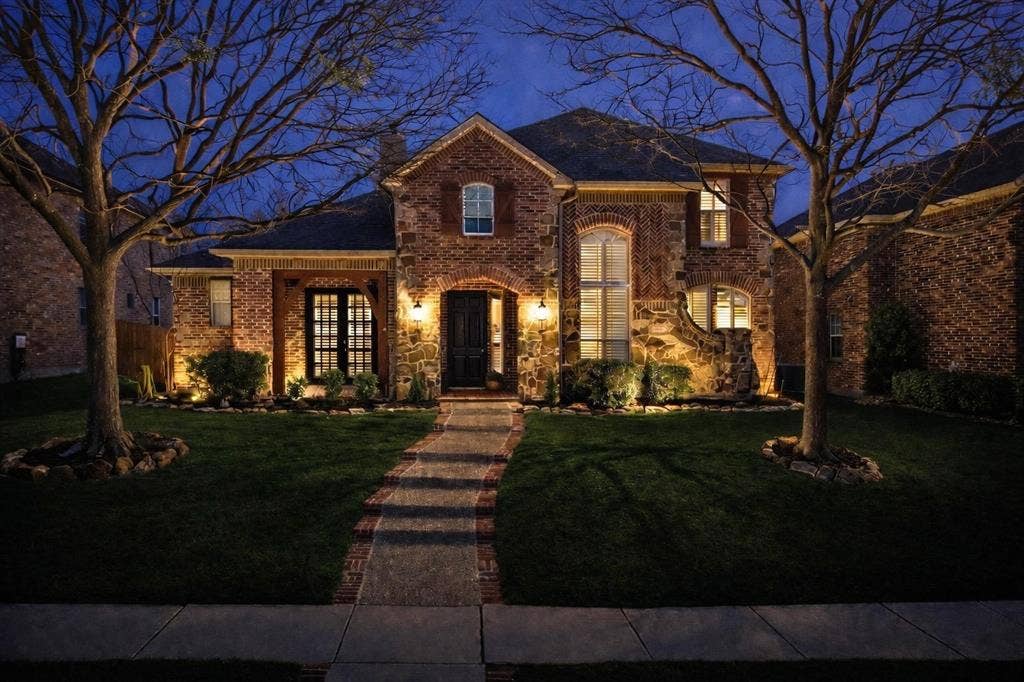6976 Valley Brook Drive, Frisco, TX 75035 6976 Valley Brook Drive, Frisco, TX 75035