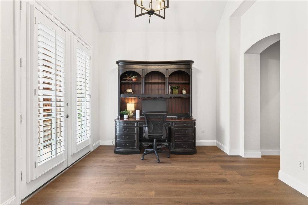 6976 Valley Brook Drive, Frisco, TX 75035 6976 Valley Brook Drive, Frisco, TX 75035