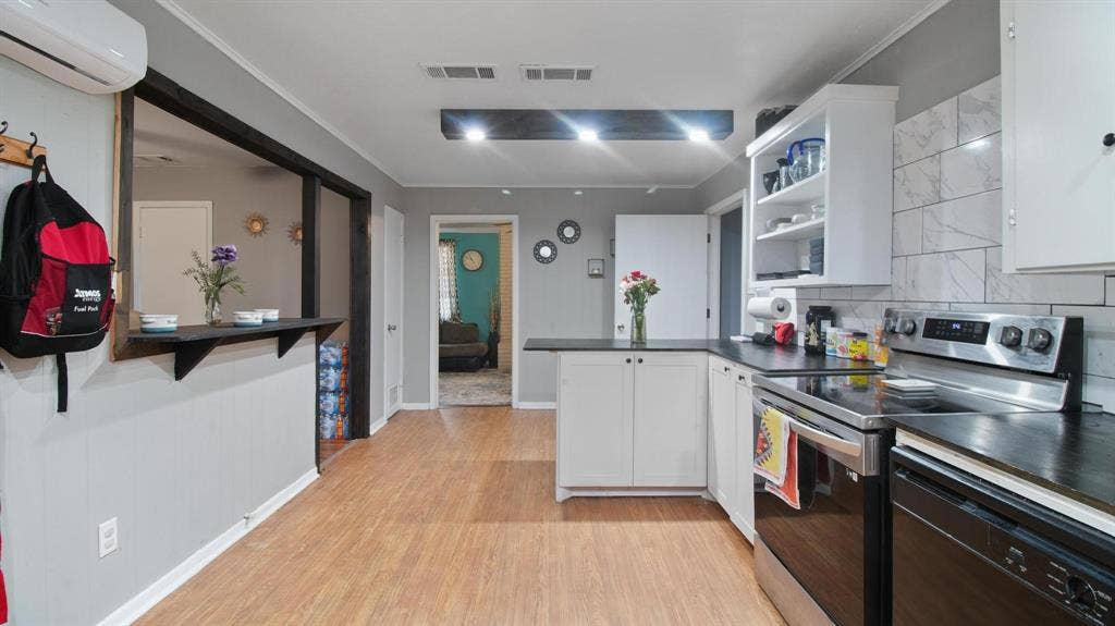 700 Powderhorn Drive, Athens, TX 75751 700 Powderhorn Drive, Athens, TX 75751
