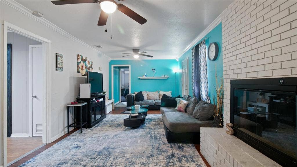 700 Powderhorn Drive, Athens, TX 75751 700 Powderhorn Drive, Athens, TX 75751