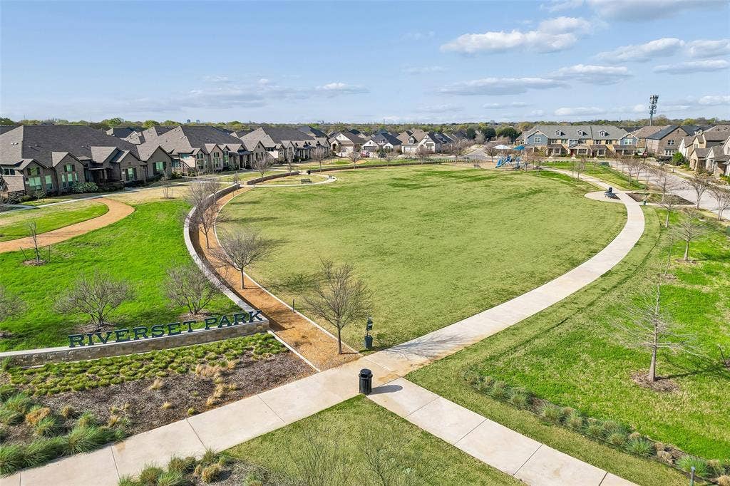 2533 Westbank Trail, Garland, TX 75042