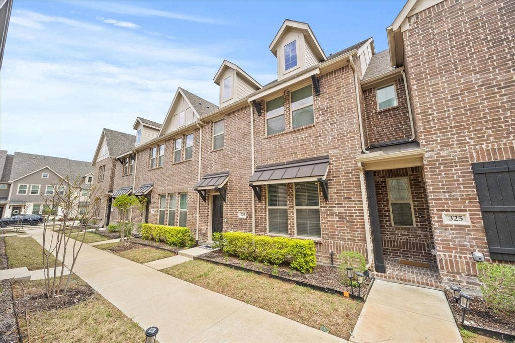 329 Baker Drive, Plano, TX 75074