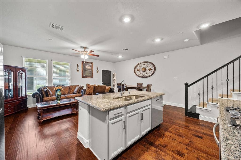 329 Baker Drive, Plano, TX 75074