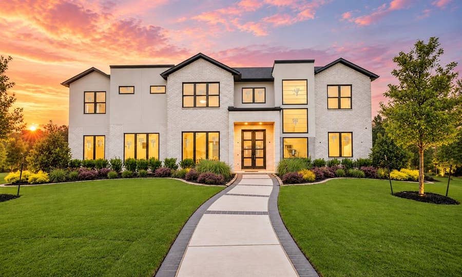 Property photo for 3807 Pallos Verdas Drive, Dallas, TX