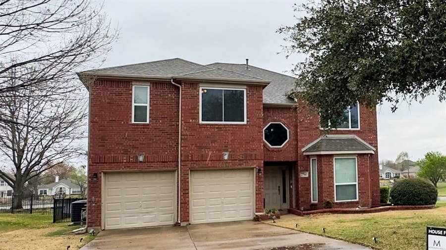Property photo for 2700 Crater Lake Lane, Denton, TX