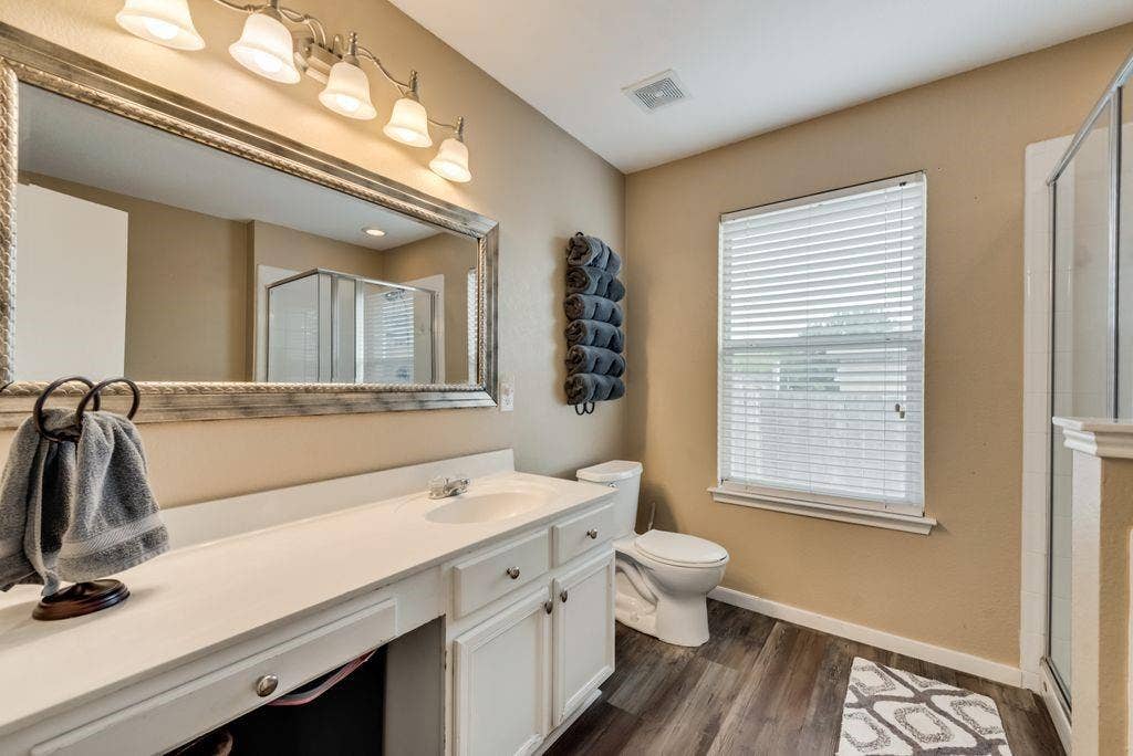 205 Dartmouth Drive, Forney, TX 75126 205 Dartmouth Drive, Forney, TX 75126