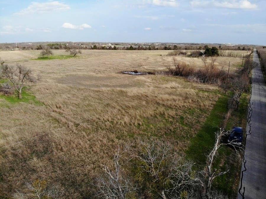 Property photo for 1900 Nesuda Road, Ennis, TX