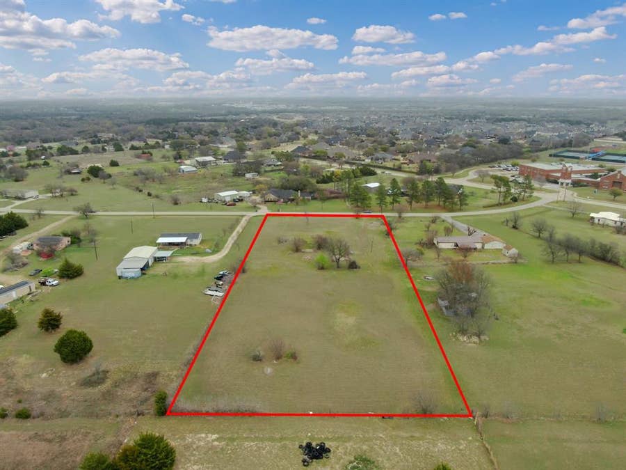 Property photo for 1836 Sunlit Court, Midlothian, TX