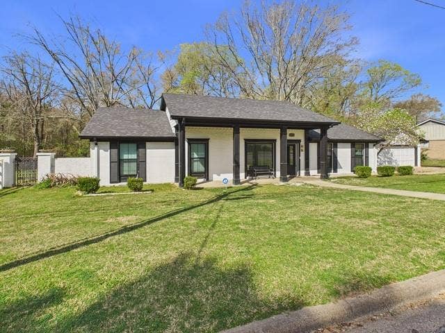 1010 Bel Air Drive, Athens, TX 75751 1010 Bel Air Drive, Athens, TX 75751