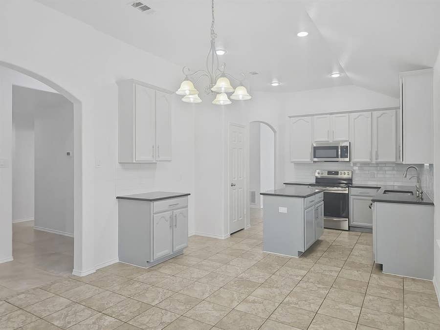 Property photo for 3321 Capetown Drive, Denton, TX