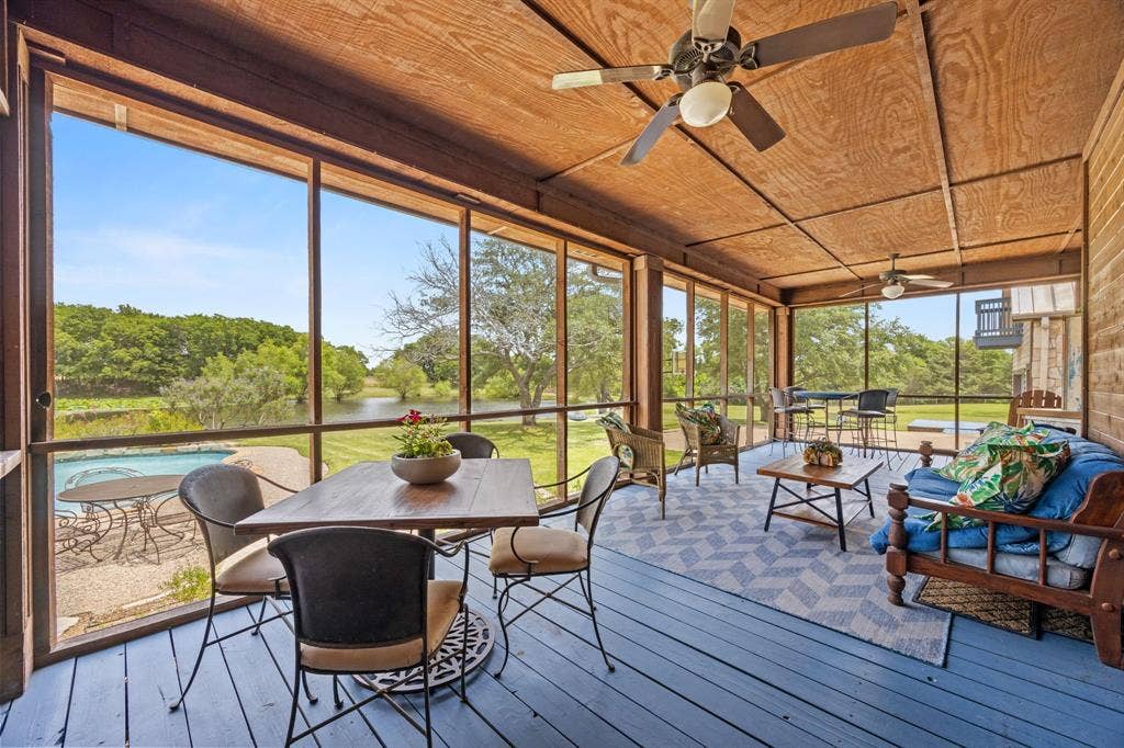 535 Cullins Road E, Rockwall, TX 75032 1,350' sf wrap-around porch—portion screened-in