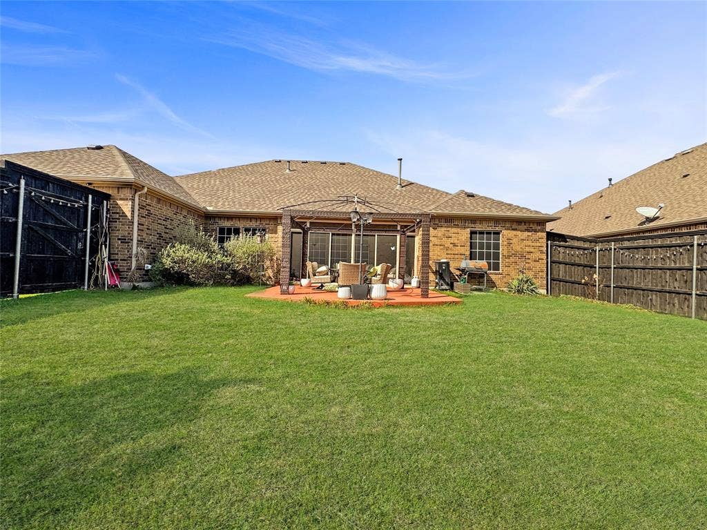 904 Regal Bluff Lane, DeSoto, TX 75115 904 Regal Bluff Lane, DeSoto, TX 75115