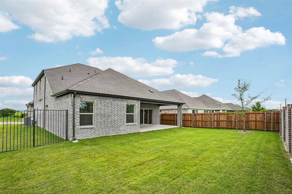 6308 Timberhurst Drive, Princeton, TX 75071
