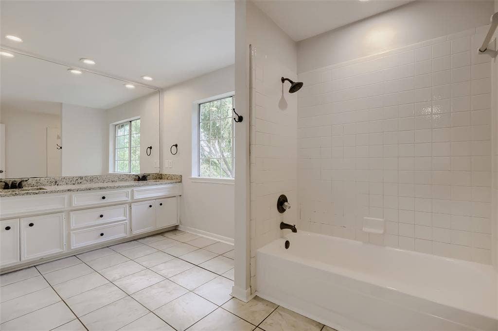 2803 Wyndham Lane, Richardson, TX 75082 2803 Wyndham Lane, Richardson, TX 75082