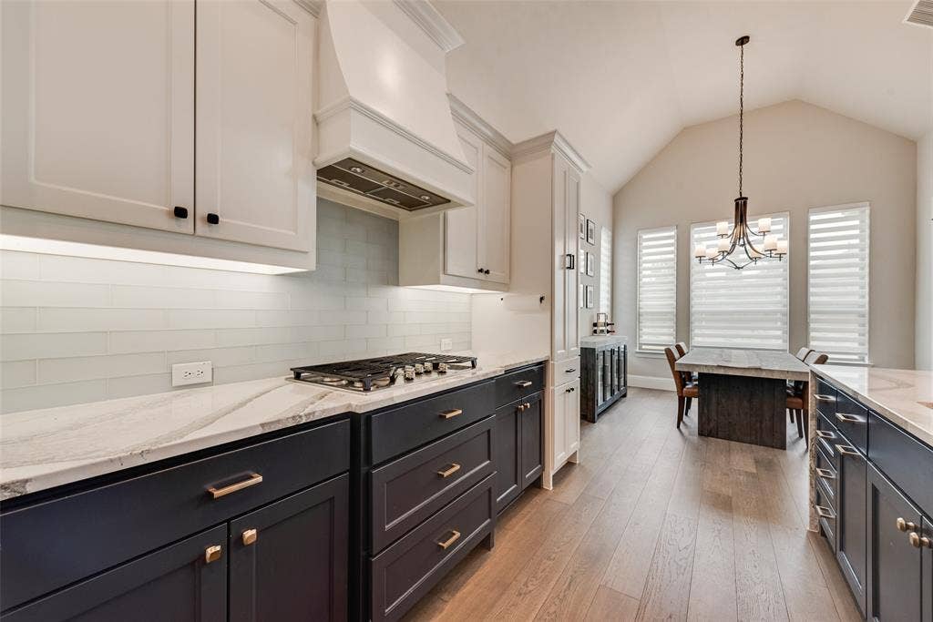 7108 Woodside Drive, Argyle, TX 76226 7108 Woodside Drive, Argyle, TX 76226