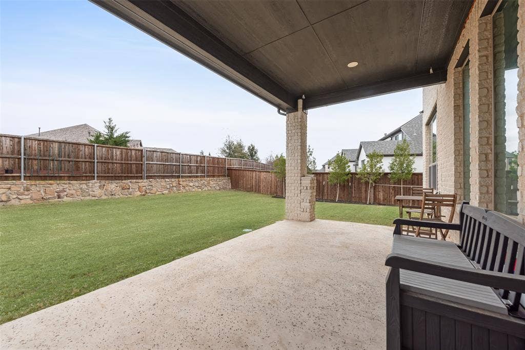 7108 Woodside Drive, Argyle, TX 76226 Extended patio