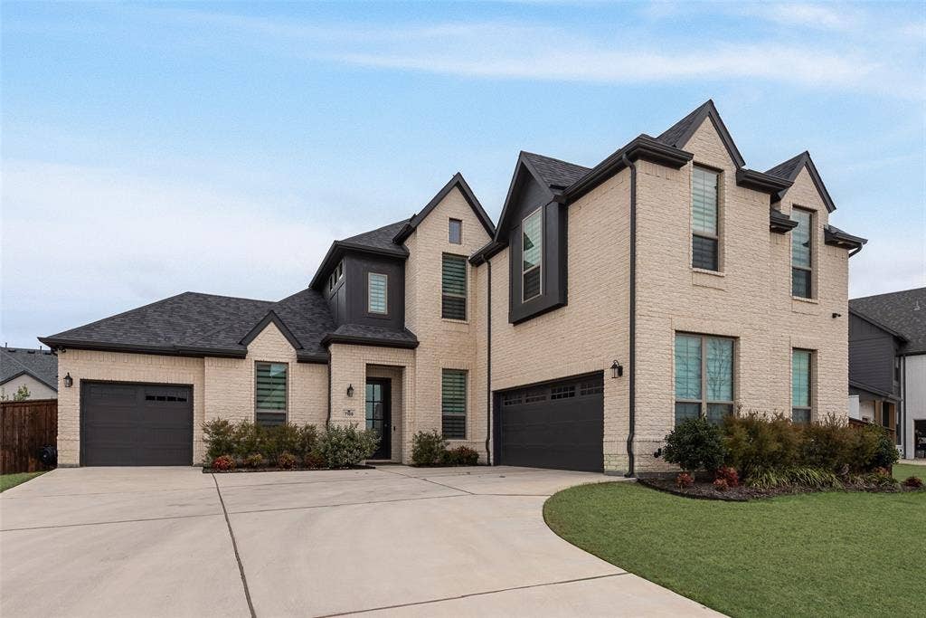 7108 Woodside Drive, Argyle, TX 76226 Stunning 2 story home in a premier lot