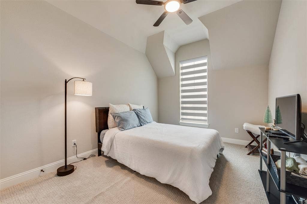 7108 Woodside Drive, Argyle, TX 76226 bedroom with ensuite bathroom and walk in closet