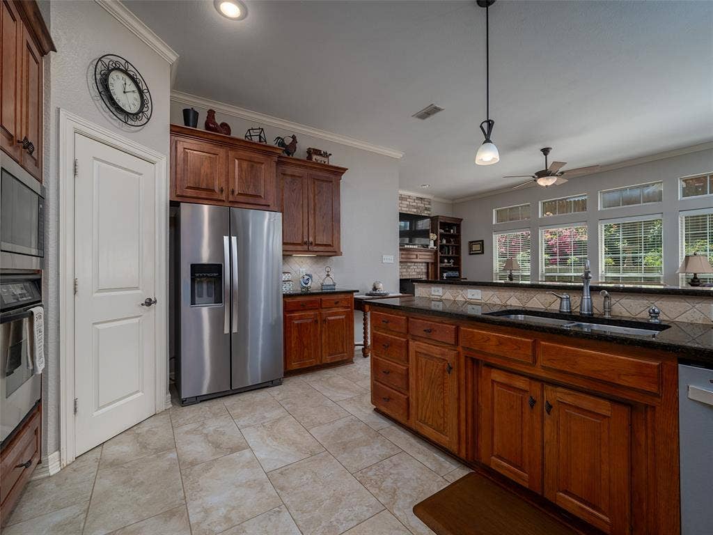 1137 Ashwood Drive, Tyler, TX 75703 1137 Ashwood Drive, Tyler, TX 75703