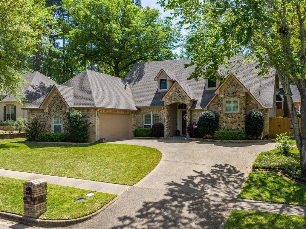 1137 Ashwood Drive, Tyler, TX 75703 Serene neighborhood with gorgeous tree-lined streets!