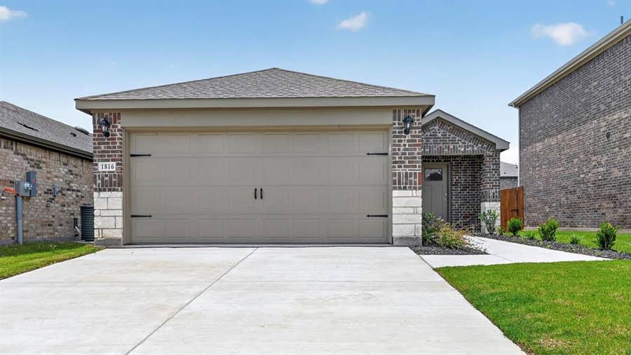 Property photo for 1816 Potomac Lane, Blue Ridge, TX