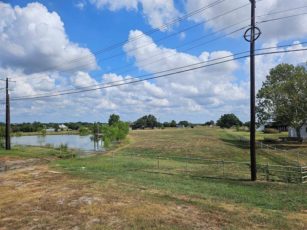 521 Blue Mound Road E, Haslet, TX 76052 521 Blue Mound Road E, Haslet, TX 76052
