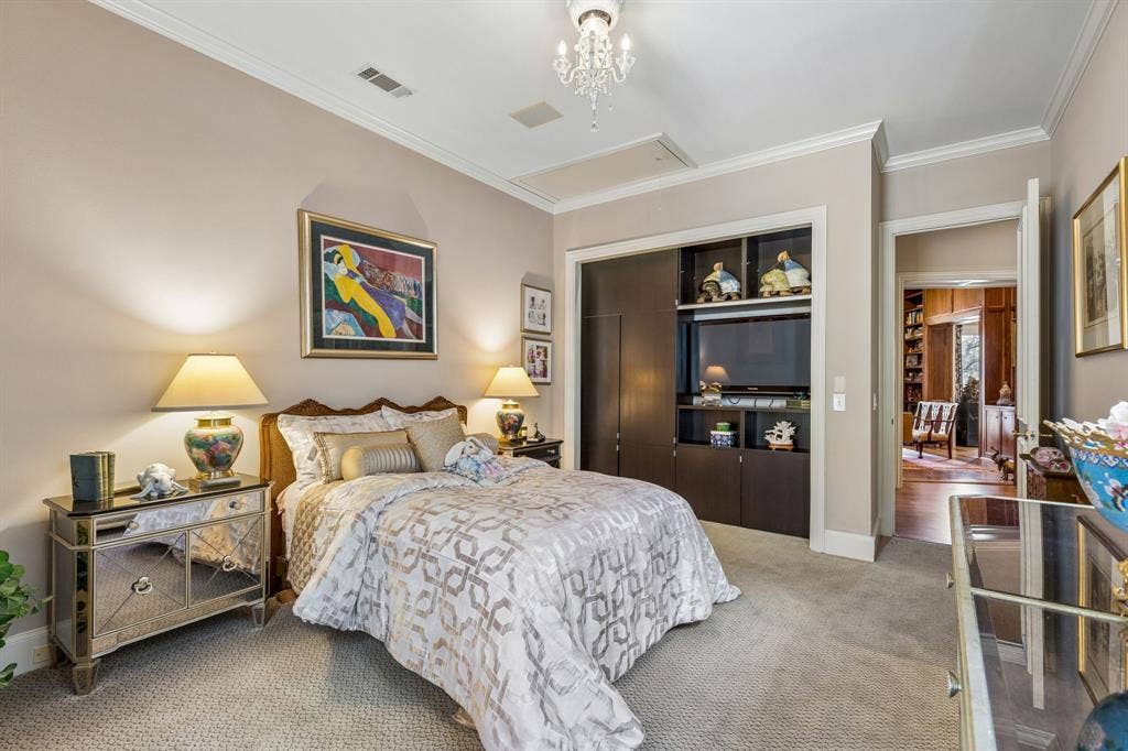 14900 Winnwood Road, Addison, TX 75254 14900 Winnwood Road, Addison, TX 75254