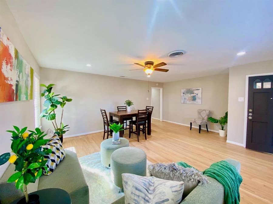Property photo for 6554 Ascot Lane, Dallas, TX