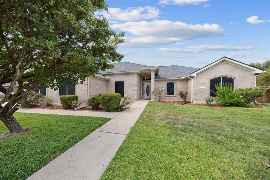 Property photo for 1203 Hummingbird Road, Killeen, TX