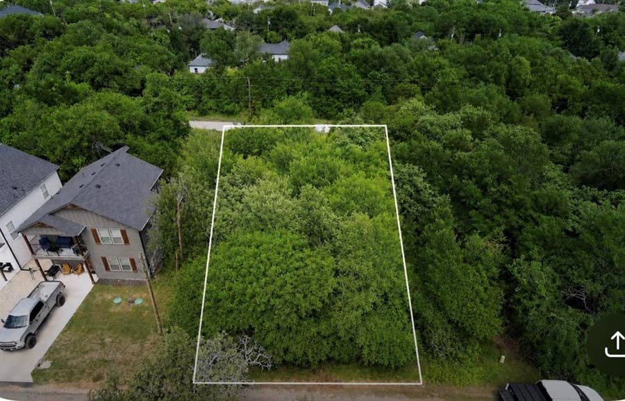 Property photo for 5614 Black Pine Circle, Granbury, TX
