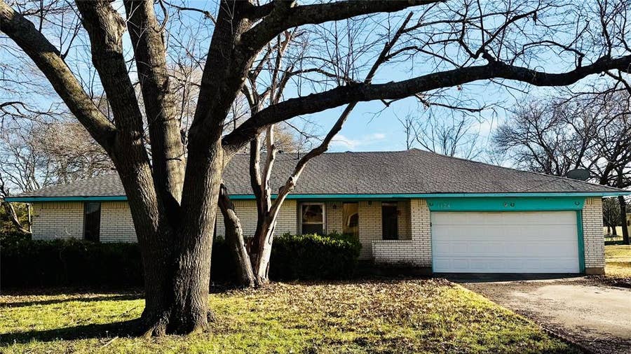 Property photo for 1124 Reedsport Place, DeSoto, TX