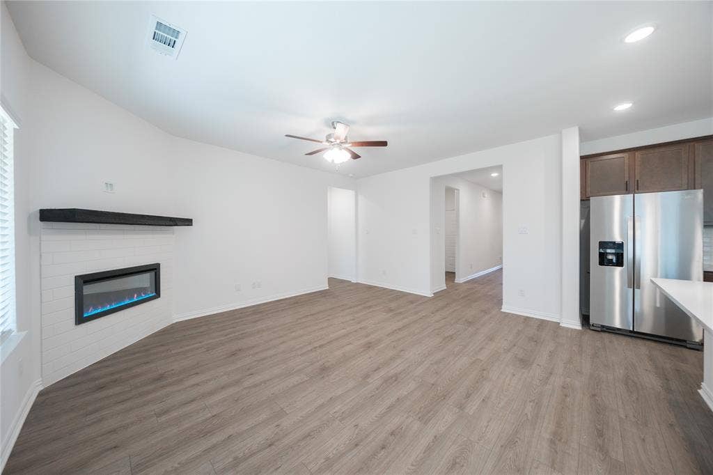 221 Thorn Creek Drive, Anna, TX 75409 Great Room