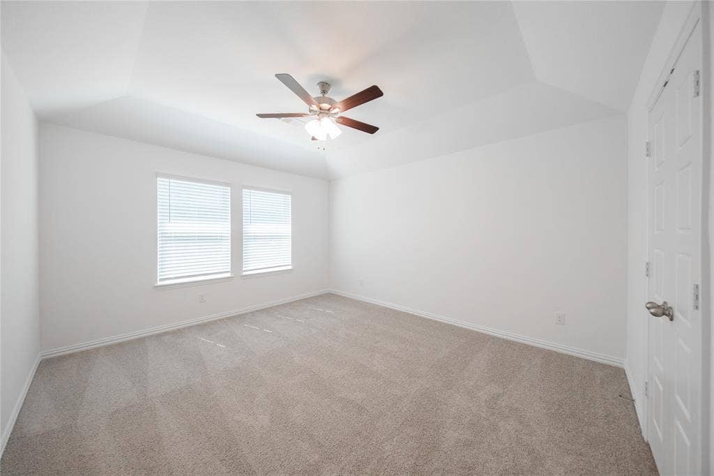 221 Thorn Creek Drive, Anna, TX 75409 Primary Bedroom
