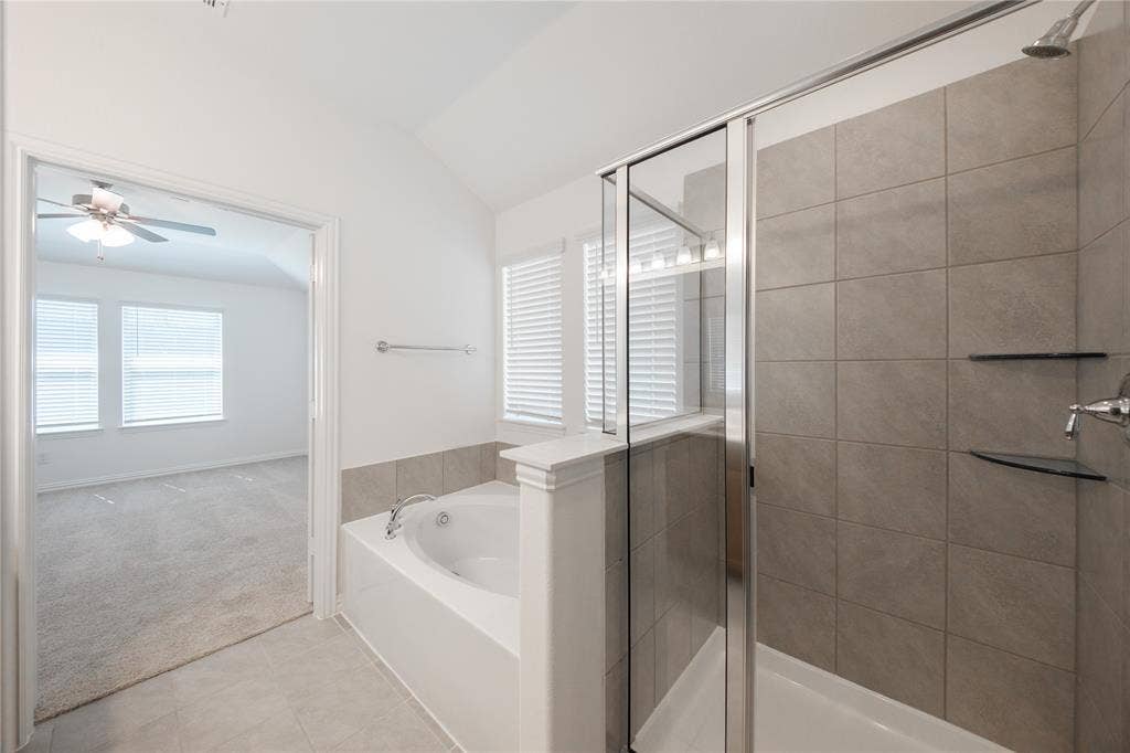 221 Thorn Creek Drive, Anna, TX 75409 Primary Bathroom