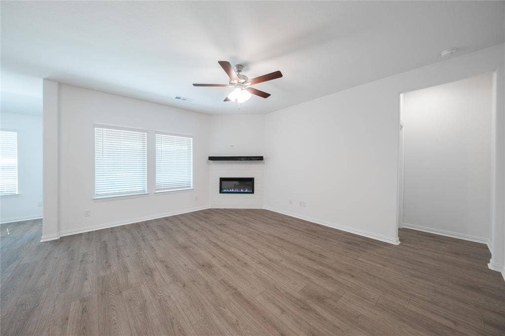 221 Thorn Creek Drive, Anna, TX 75409 Great Room