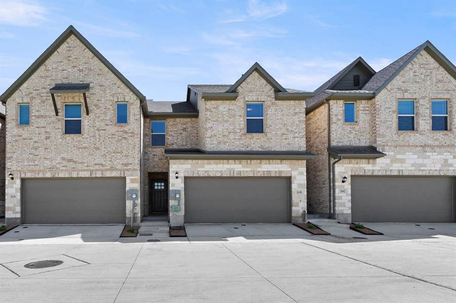 Property photo for 2638 Copper Breaks Street, Dallas, TX