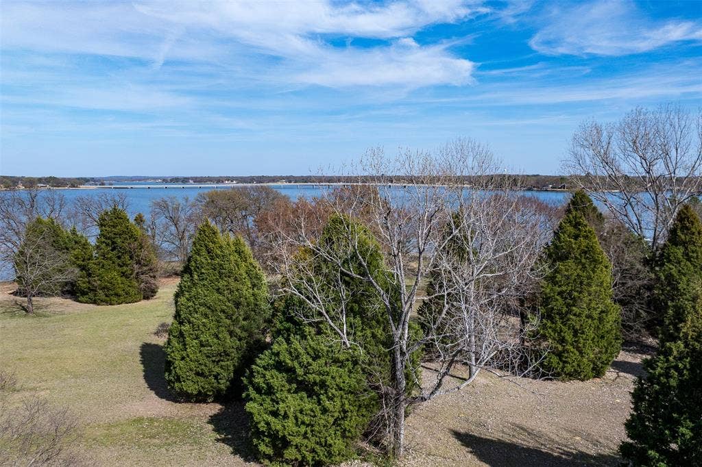 5660 Deerfield Lane, Mabank, TX 75156 5660 Deerfield Lane, Mabank, TX 75156